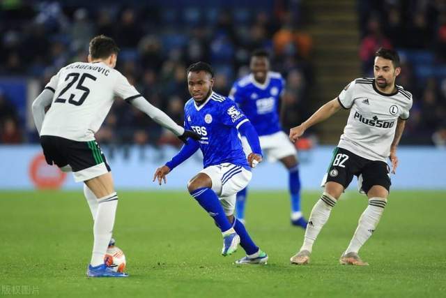 库里文班亚马缺阵克雷空砍27分 勇士不敌马刺